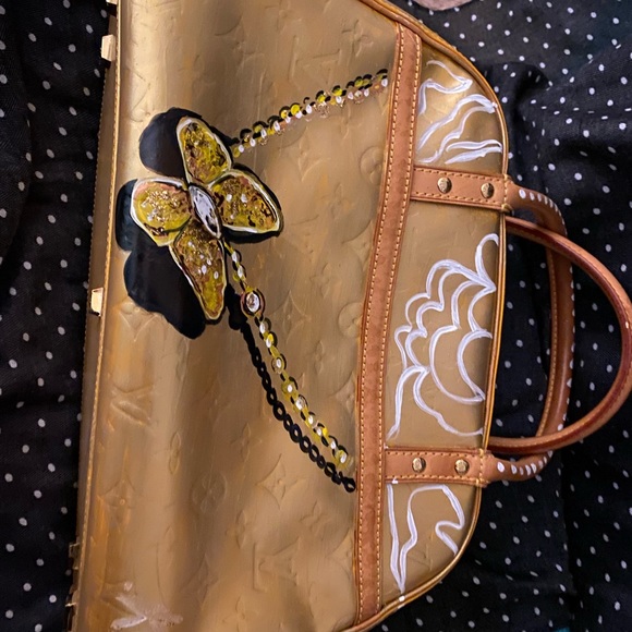 Custom painted Authentic Louis Vuitton Vernis Bag - Picture 4 of 16